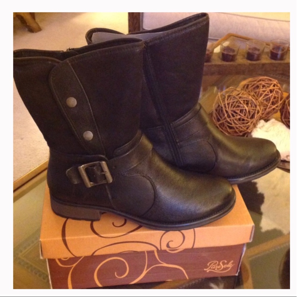 Black Leather Boots